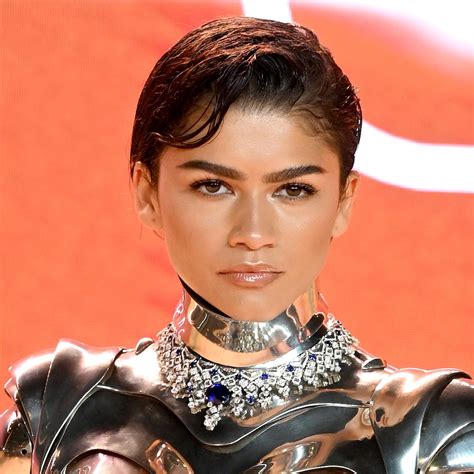 Zendaya’s Metal Dune: Part 2 Premiere Look Has a。